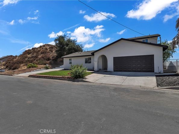 12524 Chanute Street, Pacoima CA 91331