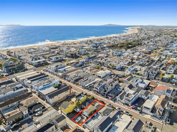 304 33rd Street, Newport Beach CA 92663