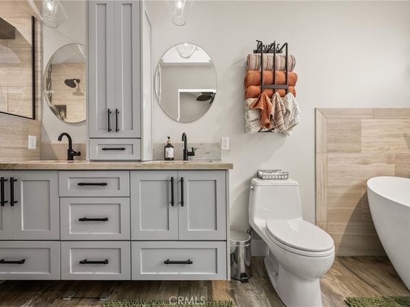 512 Oceanhill, Huntington Beach CA 92648