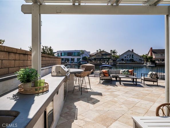 16214 Bimini Lane, Huntington Beach CA 92649