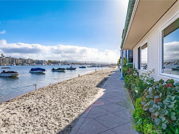 318 Via Lido Nord, Newport Beach CA 92663