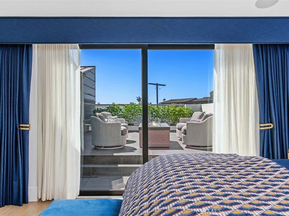 419 29th, Newport Beach CA 92663