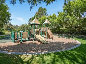 25 Belfort, Newport Coast CA 92657