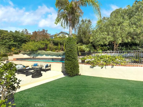 1961 San Remo Drive, Laguna Beach CA 92651