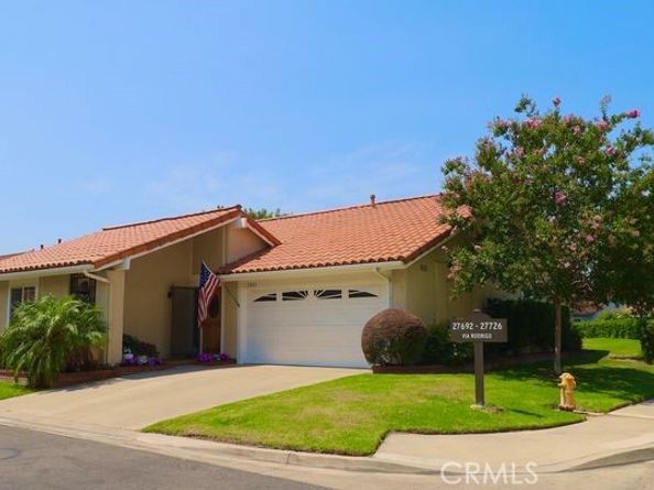 27692 Via Rodrigo, Mission Viejo CA 92692