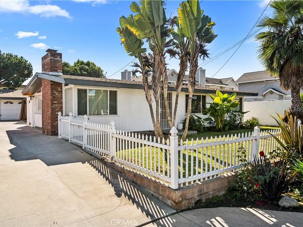 777 W 18th Street, Costa Mesa CA 92627