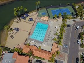 231 61st Street, Newport Beach CA 92663