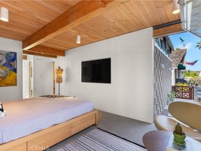 231 61st Street, Newport Beach CA 92663