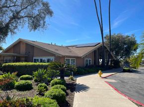 3808 Vista Campana S 22, Oceanside CA 92057