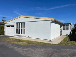 3808 Vista Campana S 22, Oceanside CA 92057