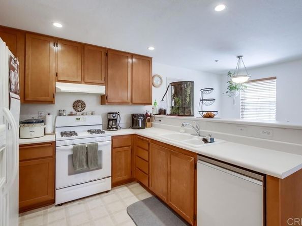 14676 Via Fiesta 5, San Diego CA 92127