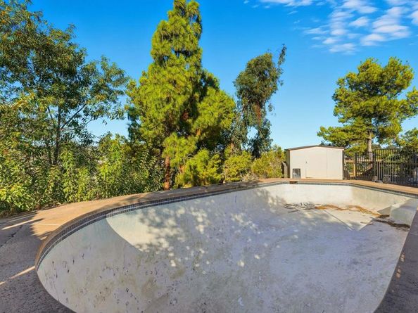 5744 46 Dream Street, San Diego CA 92114