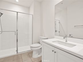 753 Spring Gdn, Irvine CA 92618