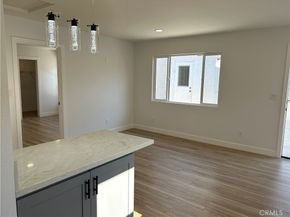 2033 W Burnett Street, Long Beach CA 90810