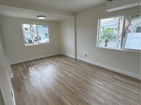 2033 W Burnett Street, Long Beach CA 90810