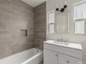 154 E 82nd Place, Los Angeles CA 90003