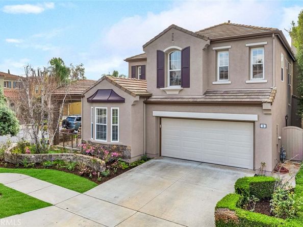 8 Versailles, Irvine CA 92602