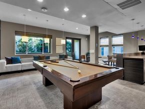 300 E 4th Street 103, Long Beach CA 90802