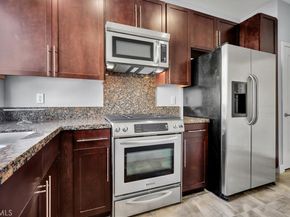 300 E 4th Street 103, Long Beach CA 90802