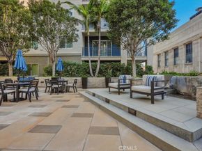 300 E 4th Street 103, Long Beach CA 90802