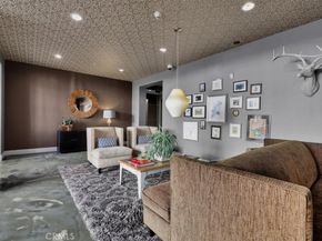 300 E 4th Street 103, Long Beach CA 90802