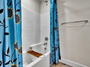 300 E 4th Street 103, Long Beach CA 90802