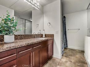 300 E 4th Street 103, Long Beach CA 90802