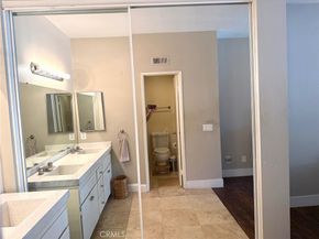 19431 Rue De Valore 14A, Lake Forest CA 92610