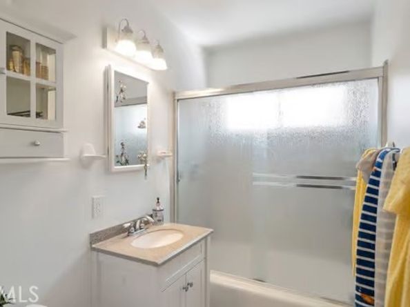 21 68th Place, Long Beach CA 90803