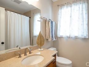 21 68th Place, Long Beach CA 90803