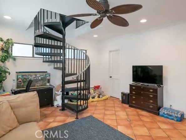 21 68th Place, Long Beach CA 90803