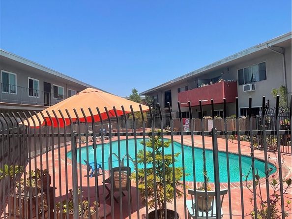 5050 Linden Avenue 107, Long Beach CA 90805