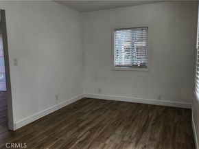913 S Truro Avenue, Inglewood CA 90301