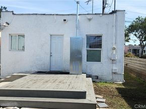 913 S Truro Avenue, Inglewood CA 90301