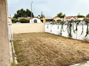 2067 W 65th Place, Los Angeles CA 90047