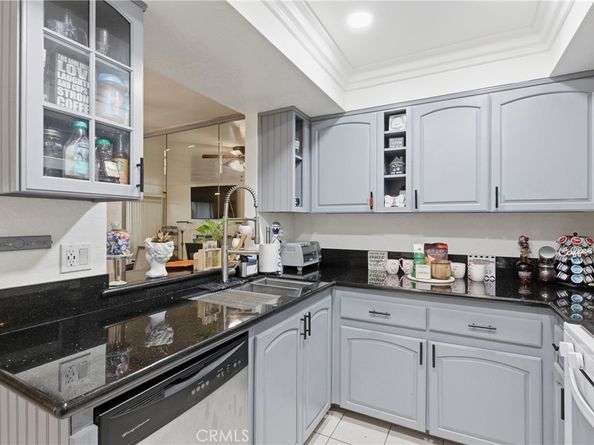 2637 W Cameron Court 118, Anaheim CA 92801