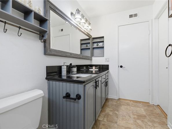 2637 W Cameron Court 118, Anaheim CA 92801