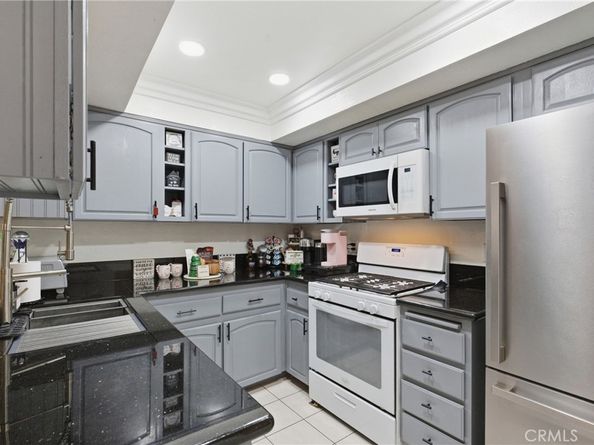 2637 W Cameron Court 118, Anaheim CA 92801