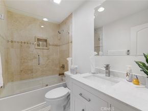 26701 Quail Creek 74, Laguna Hills CA 92656