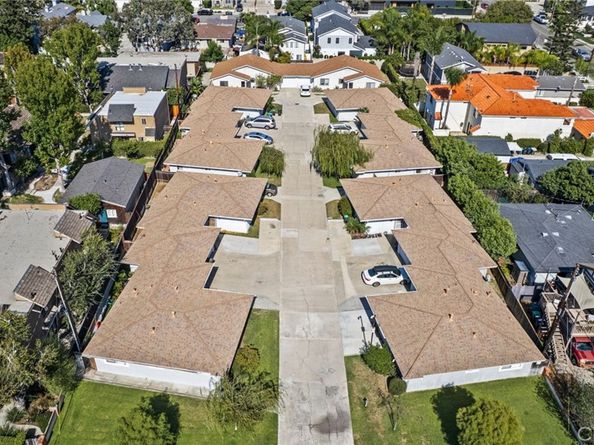 184 E 21st St, Costa Mesa CA 92627