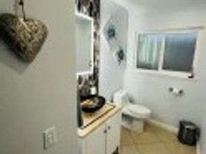 12711 Castleford, Cerritos CA 90703