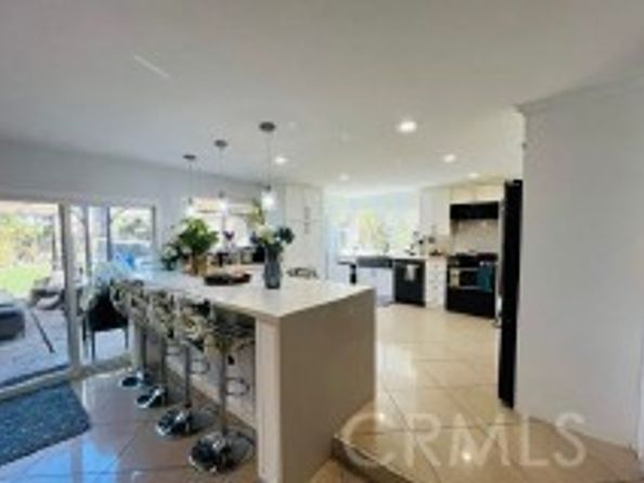 12711 Castleford, Cerritos CA 90703