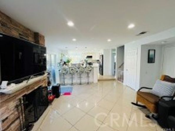 12711 Castleford, Cerritos CA 90703