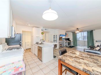 421 S La Fayette Park Pl