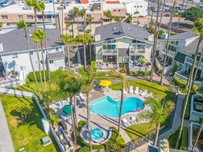 16255 Pacific Cir. 202, Huntington Beach CA 92649