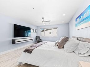 16255 Pacific Cir. 202, Huntington Beach CA 92649