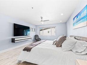 16255 Pacific Cir. 202, Huntington Beach CA 92649