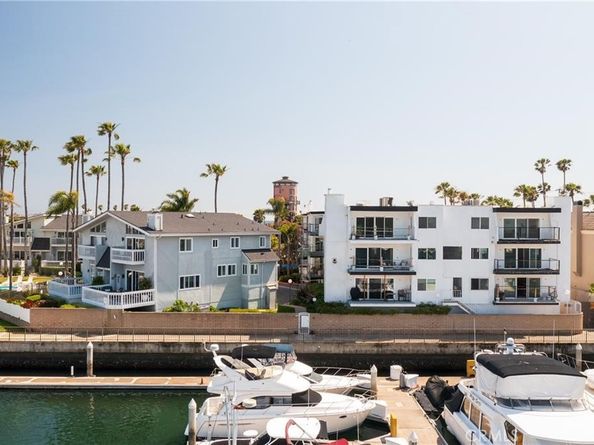 16255 Pacific Cir. 202, Huntington Beach CA 92649