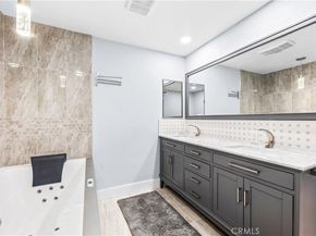 16255 Pacific Cir. 202, Huntington Beach CA 92649