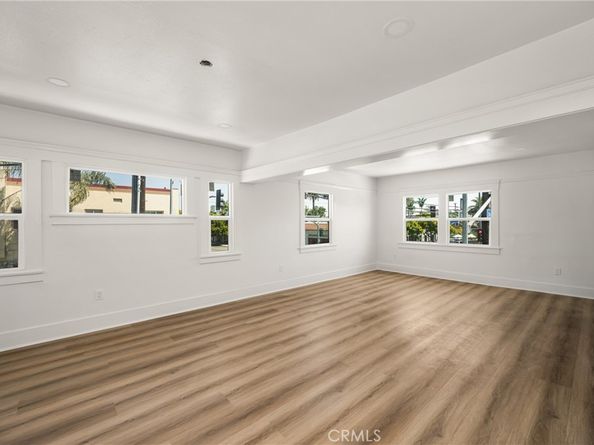 1169 E Broadway, Long Beach CA 90802